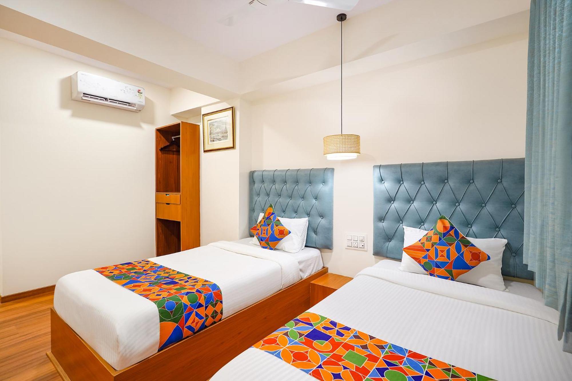Hotel Joven'S Central - Brigade Road Hotel