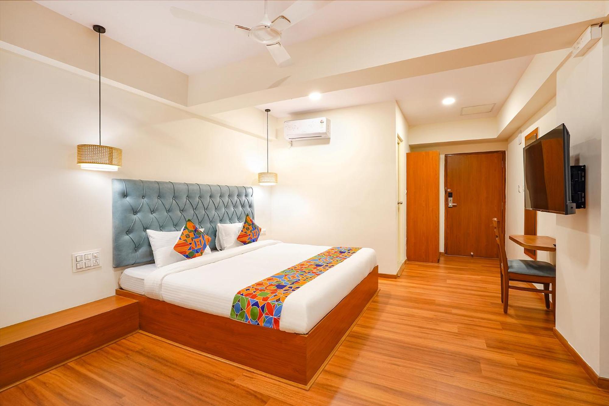 Hotel Hotel Joven'S Central - Brigade Road