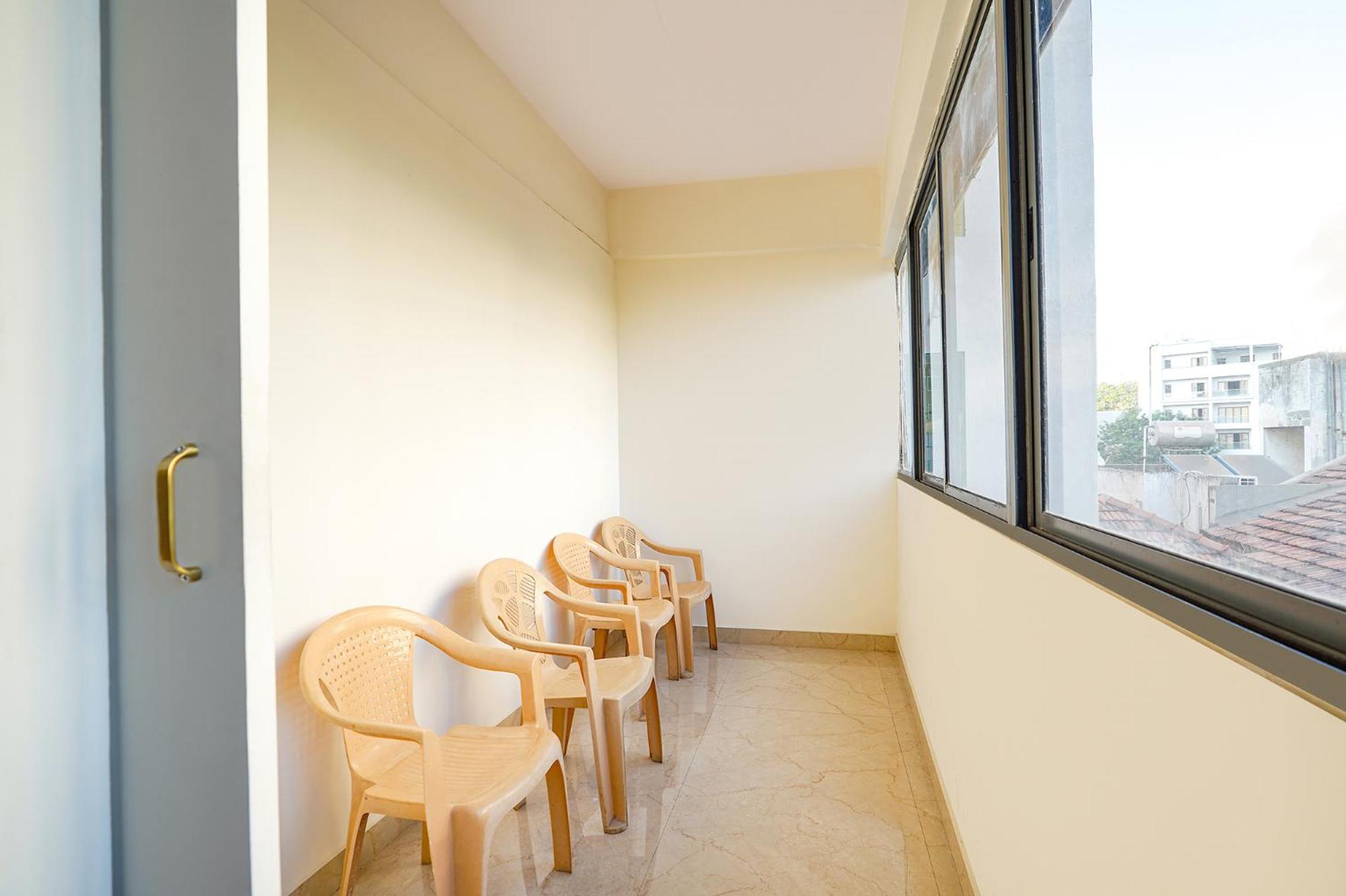 Hotel Joven'S Central - Brigade Road Hotel 4*