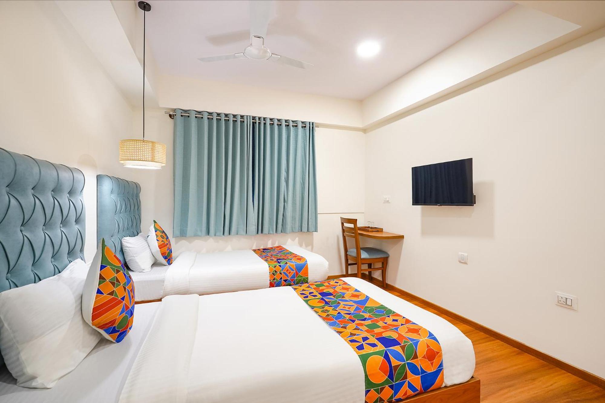 Hotel Joven'S Central - Brigade Road