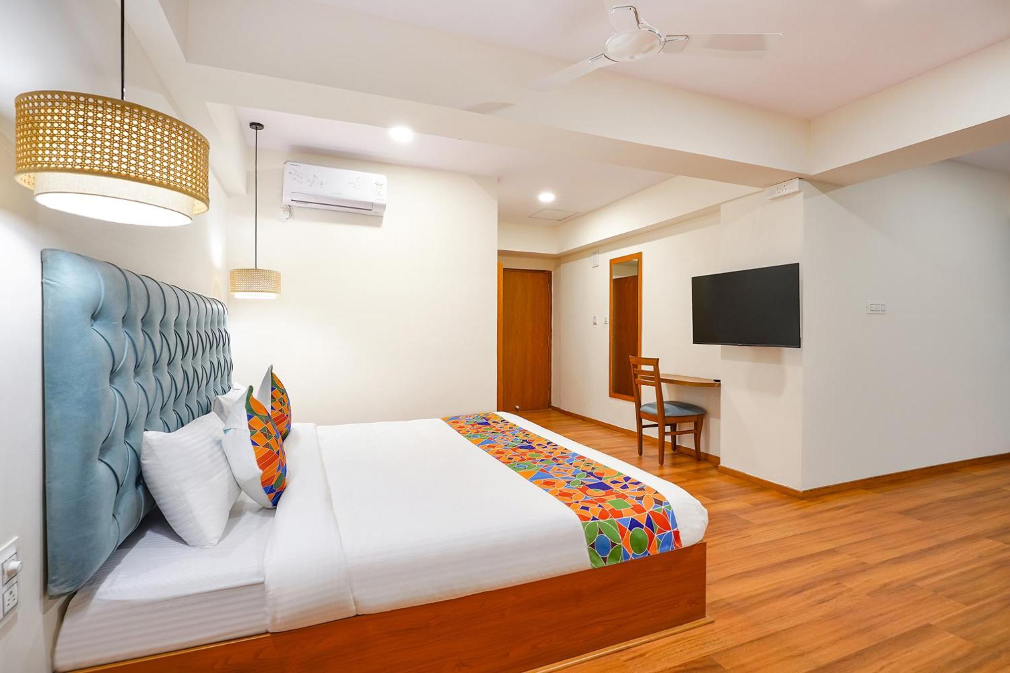 Hotel Hotel Joven'S Central - Brigade Road