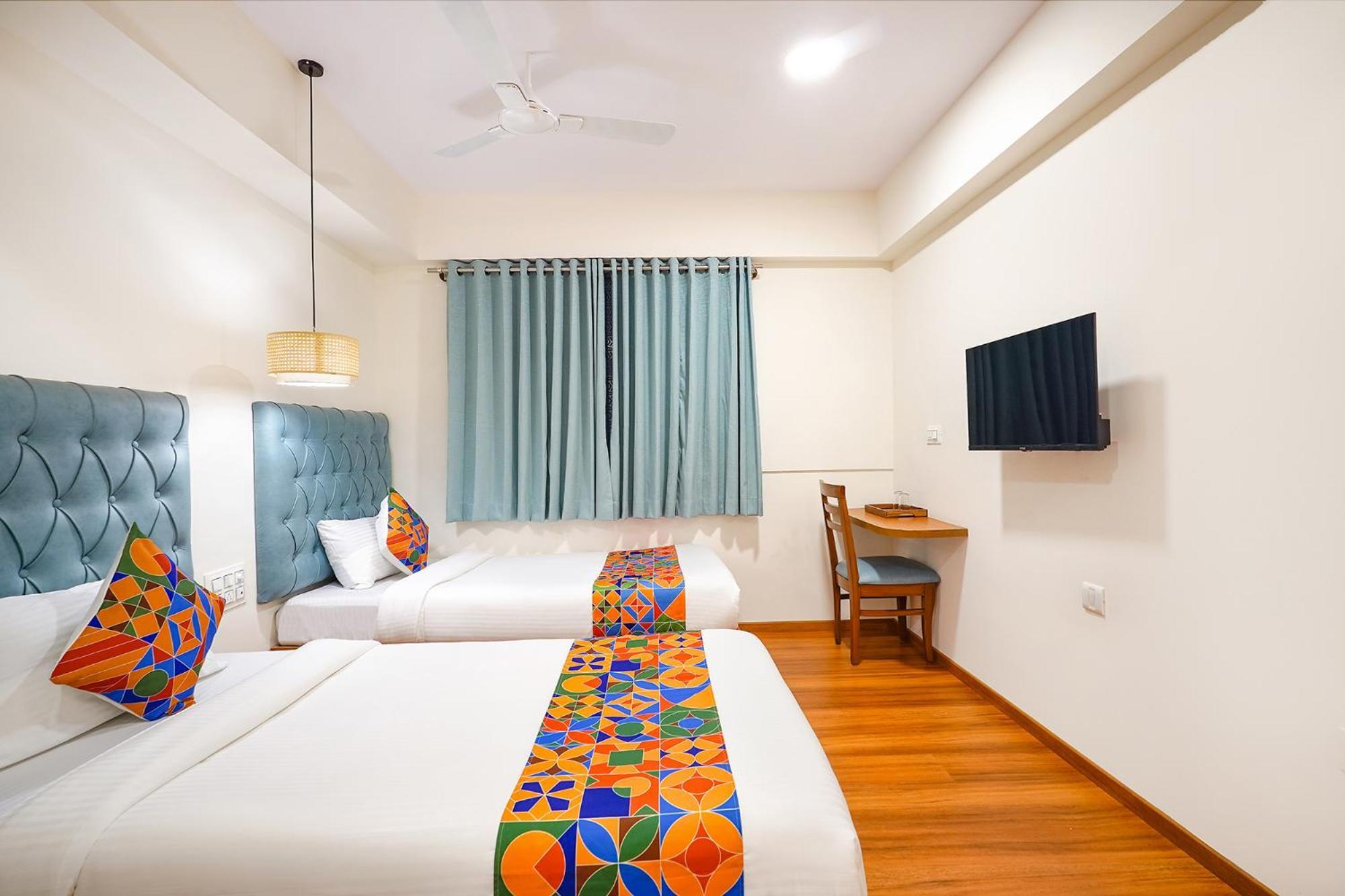 Hotel Joven'S Central - Brigade Road Hotel Bangalore
