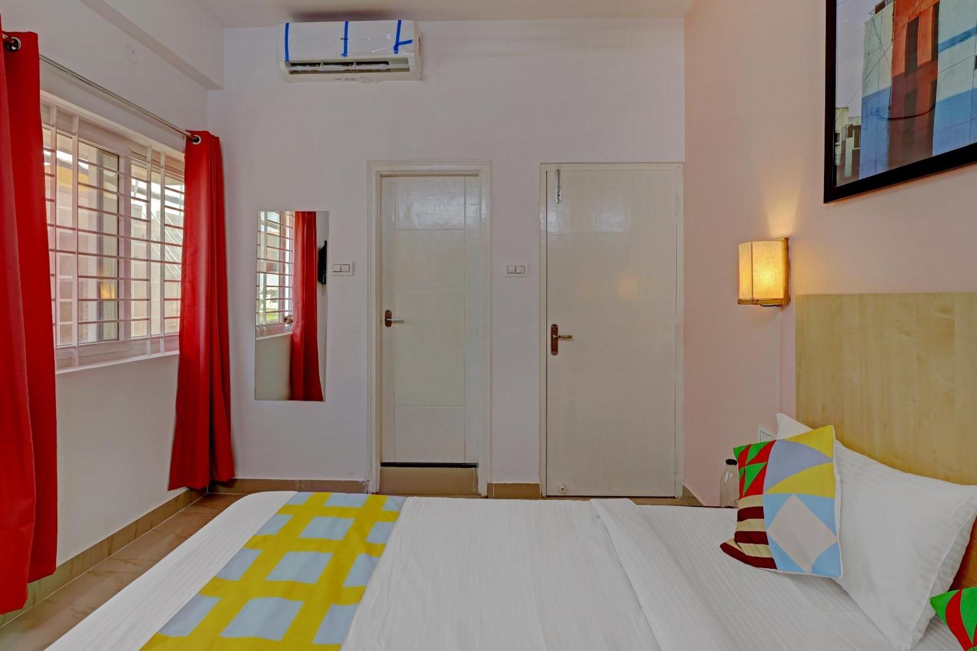 O Compact Kr Puram Near Phoenix Marketcity Guest house 3*