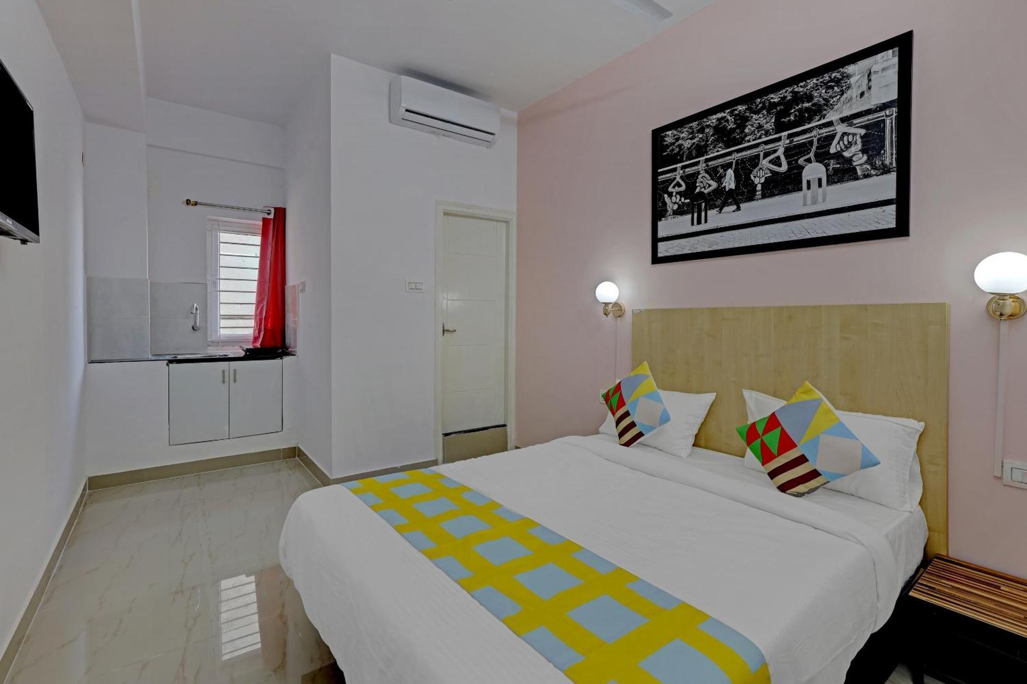 Guest house O Compact Kr Puram Near Phoenix Marketcity 3*