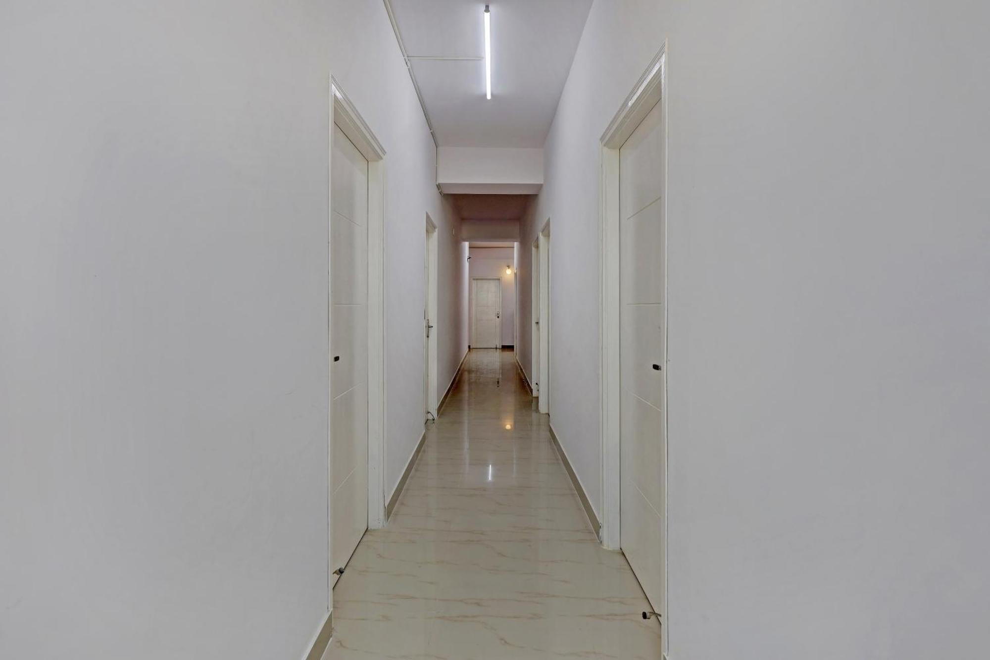 O Compact Kr Puram Near Phoenix Marketcity Bangalore