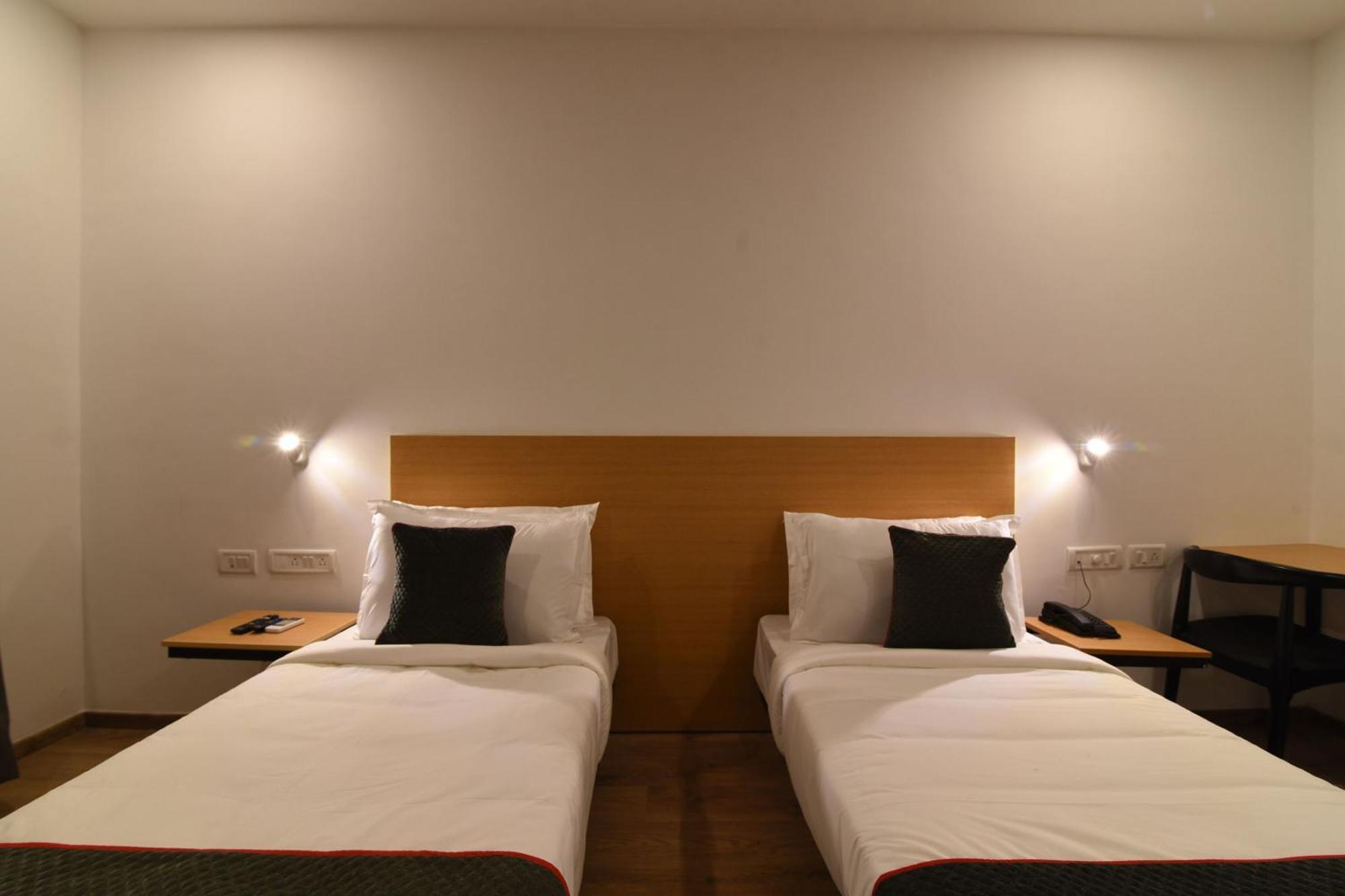 Hotel O Ace