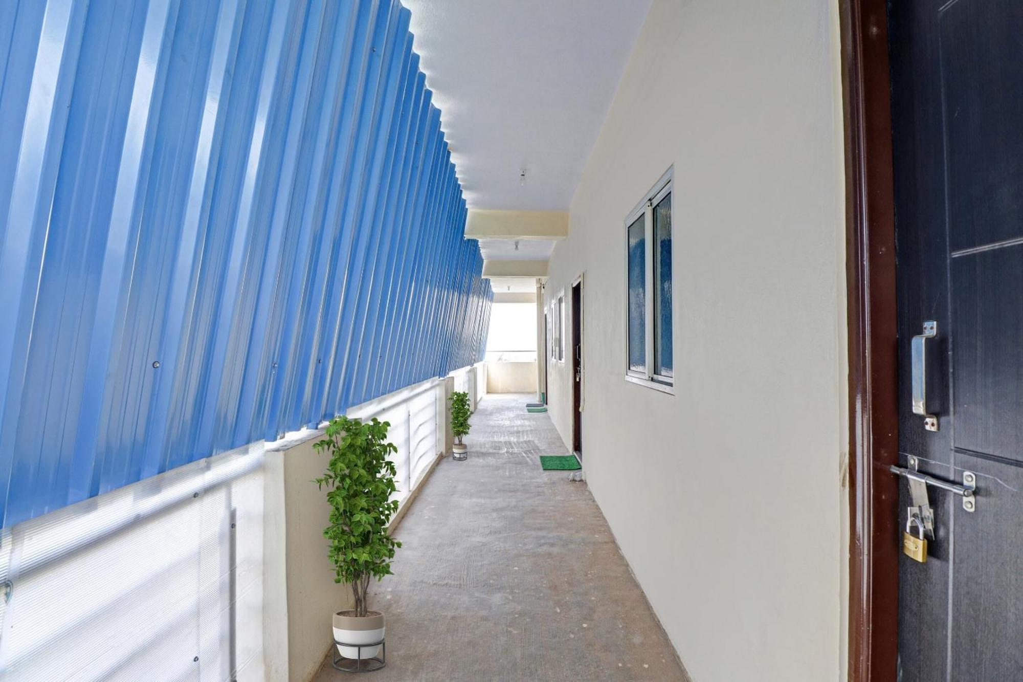 Hotel O Shri Sai Boarding And Near Nagasandra Metro Station