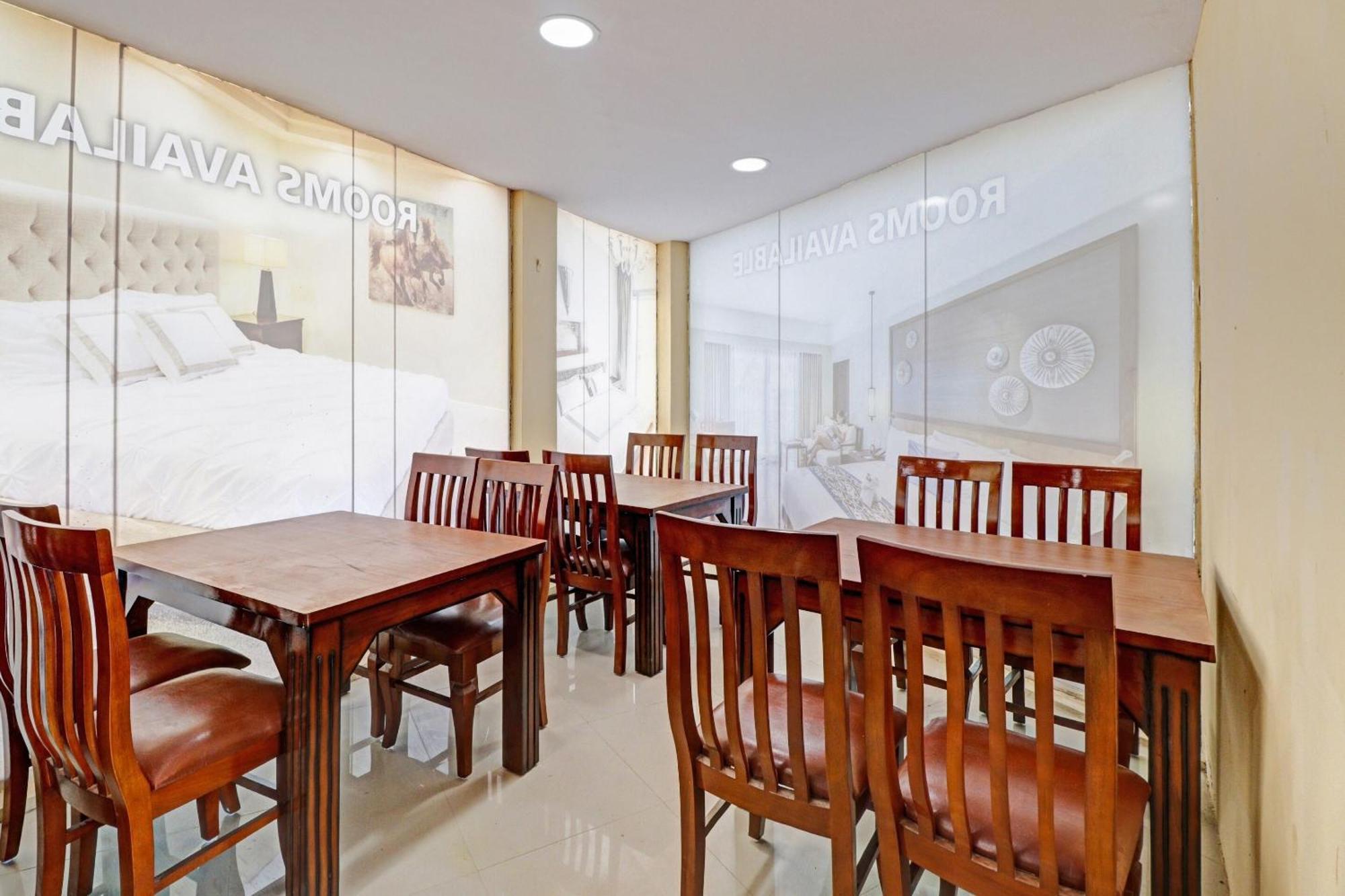 O Shri Sai Boarding And Near Nagasandra Metro Station Hotel 4*