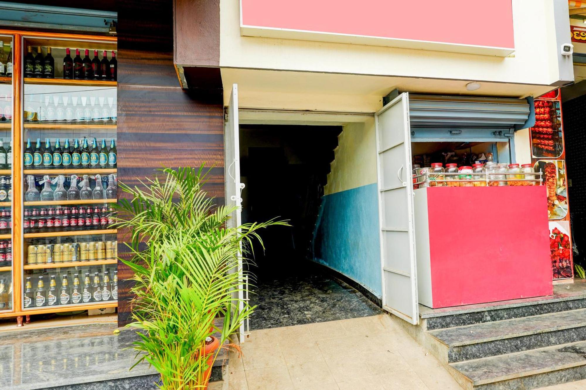 Hotel O Sapthagiri Boarding &
