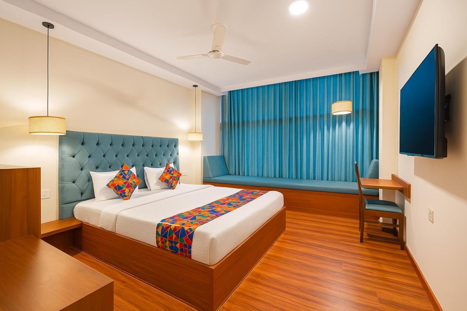 Hotel Joven'S Central - Brigade Road Hotel 4*