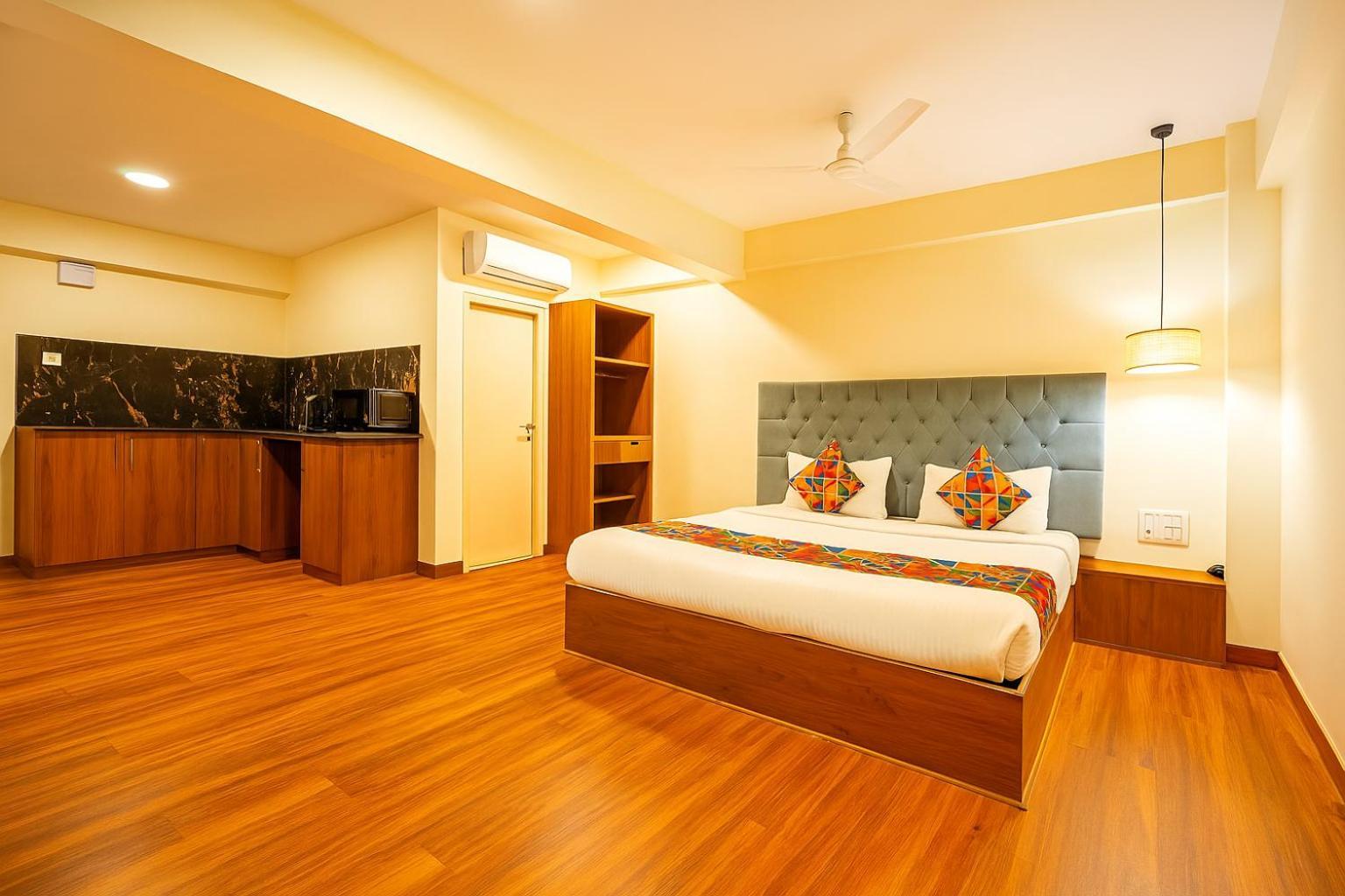 Hotel Joven'S Central - Brigade Road Hotel 4*