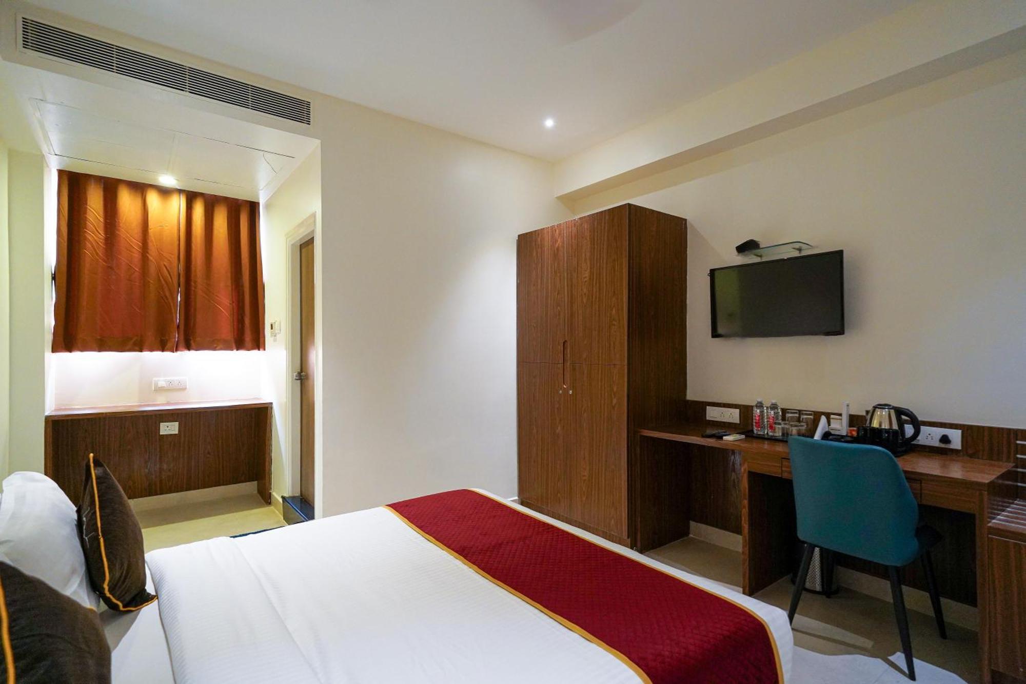 Open By Olive - Langford Hotel