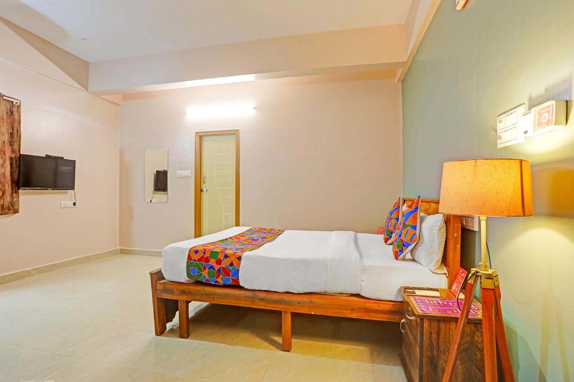 Hotel Fabhotel Kings Palace Manyata 3*