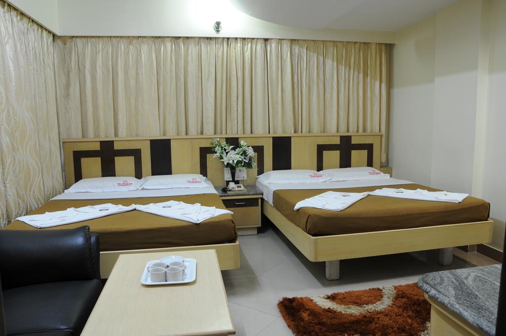 Sri Trupthi Comforts Hotel *
