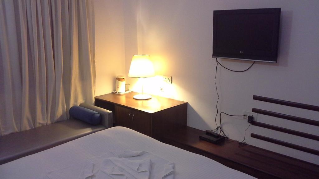 Aga West Park 3* Bangalore