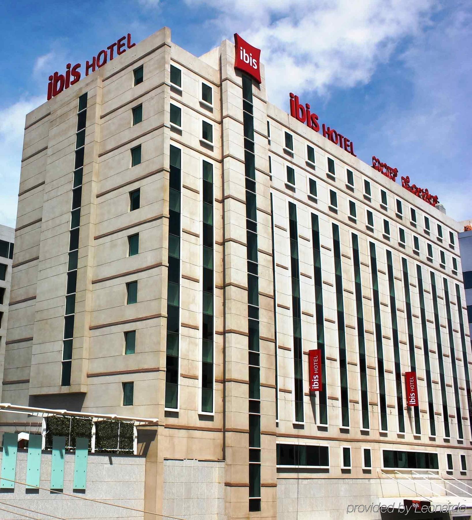 Hotel Ibis Outer Ring Road 4*