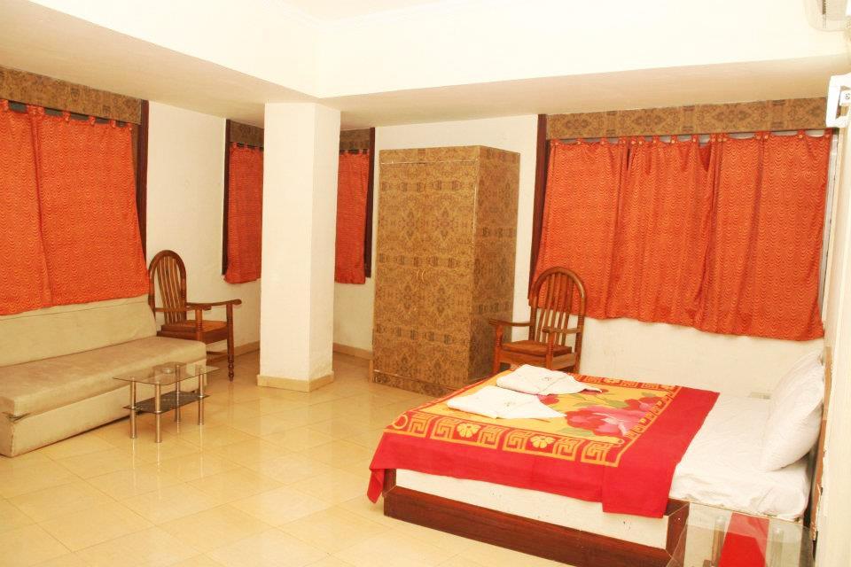 Hotel Sharq Residency