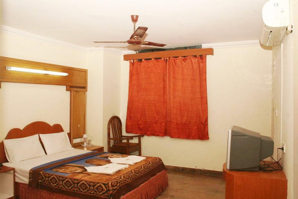 Hotel Sharq Residency