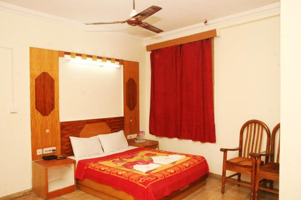 Hotel Sharq Residency