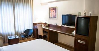 Hotel The Chevron 3*