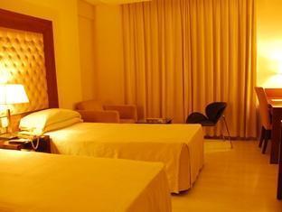 Hotel The Chevron 3*