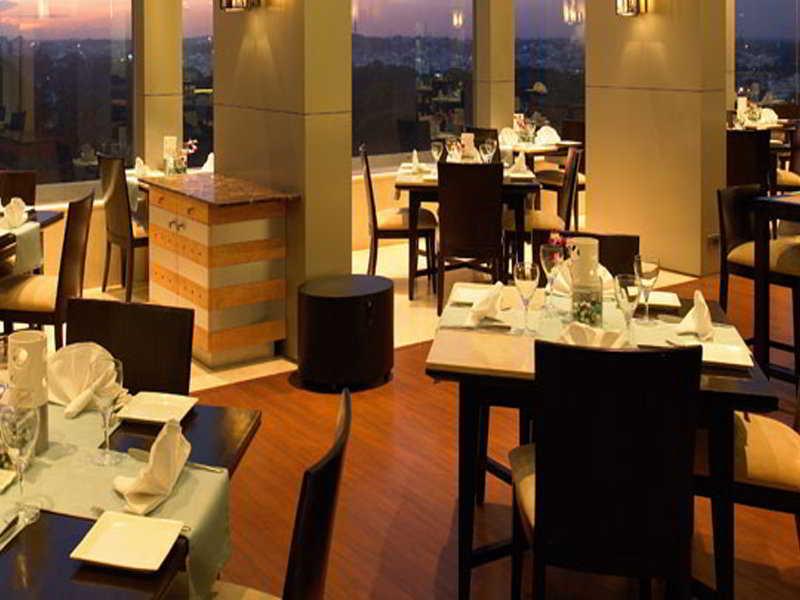 Hotel Royal Orchid Bangalore, Mg Road 4*