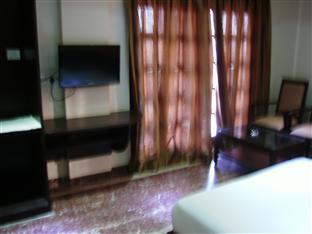 Suvarna Samphala Hotel 2*