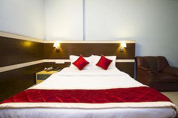 Oyo K R Puram Hotel