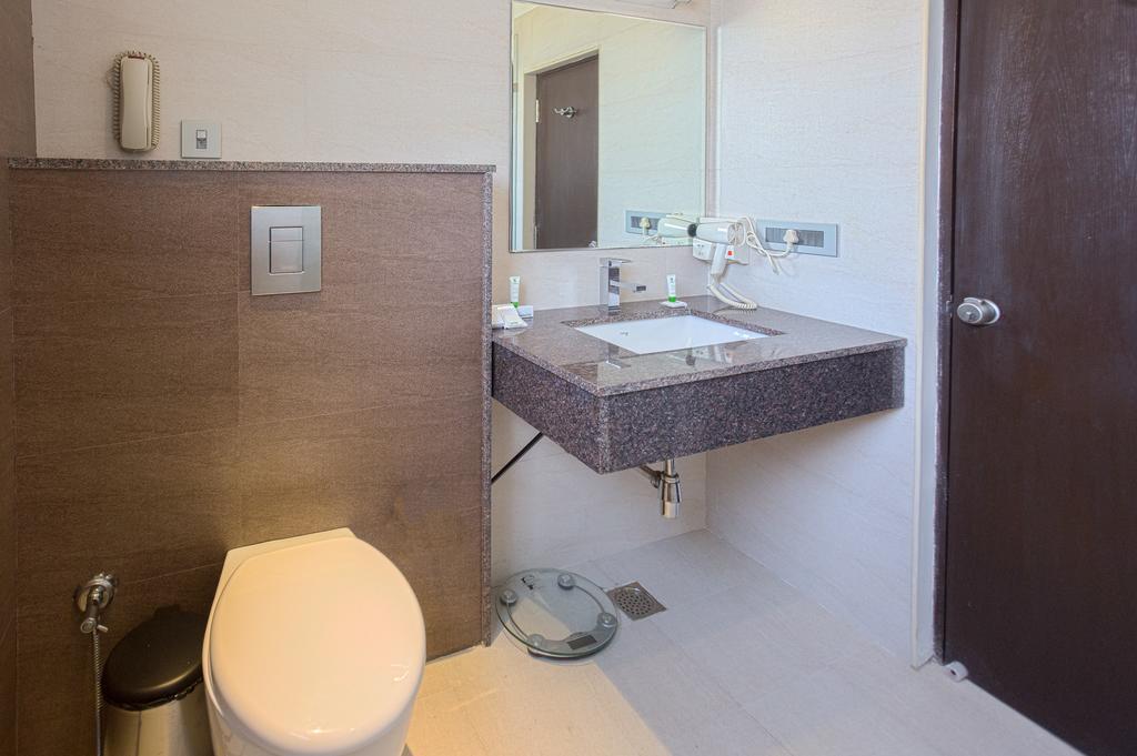 Treebo Grand Premier 3*