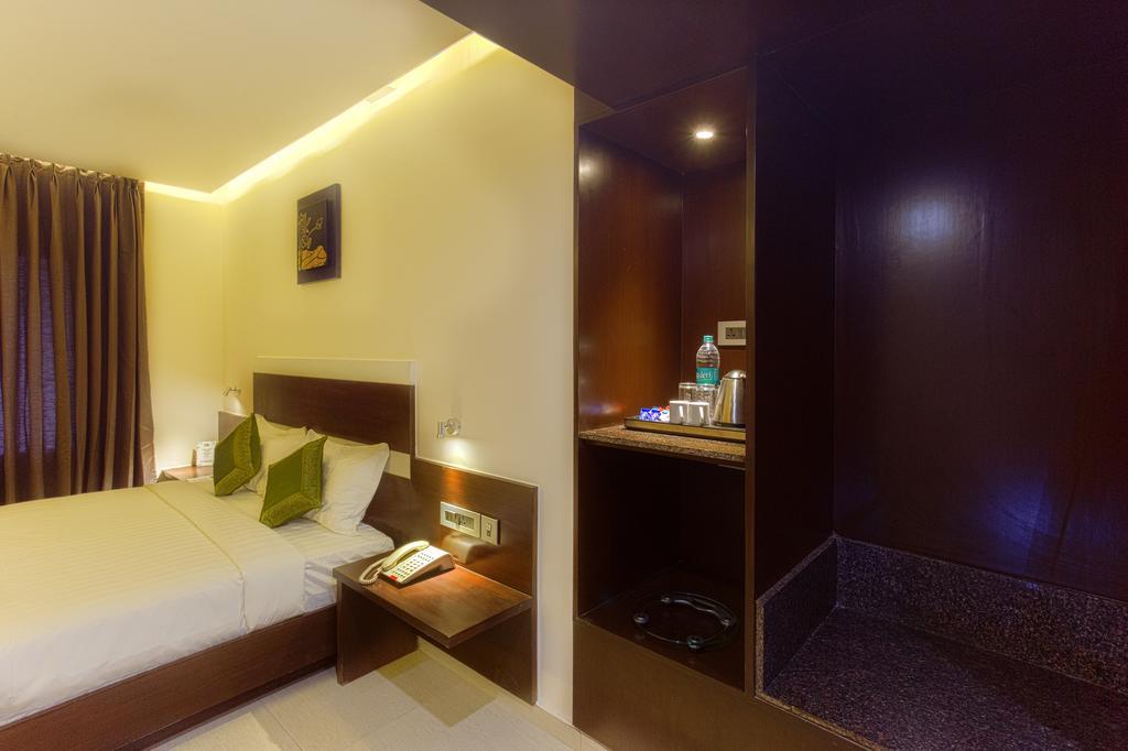 Treebo Grand Premier 3* Bangalore