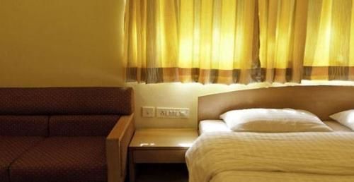 The Living Aparthotel 2*