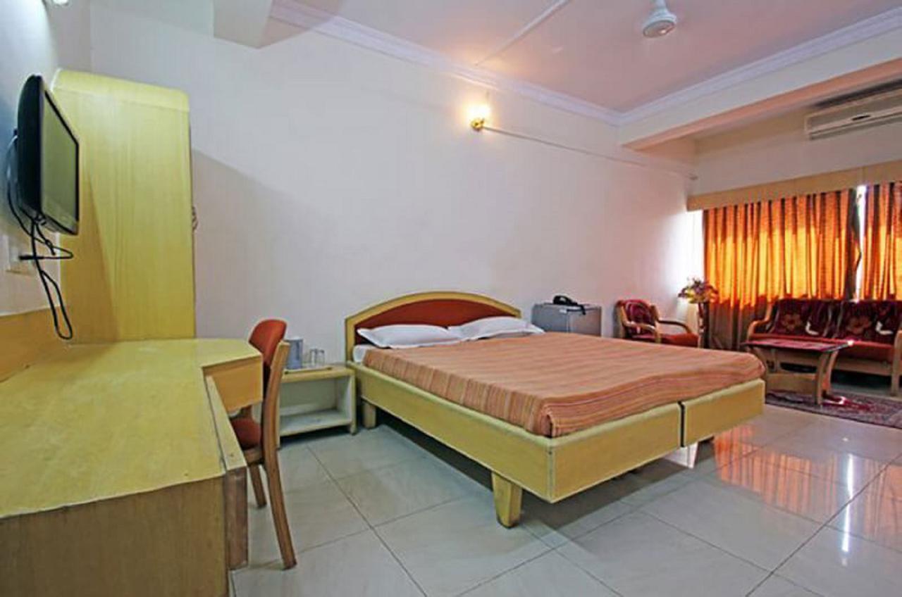Hotel Lucky *