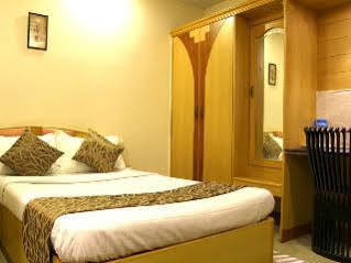 Oyo 331 Skanda Shelters Hotel 3*