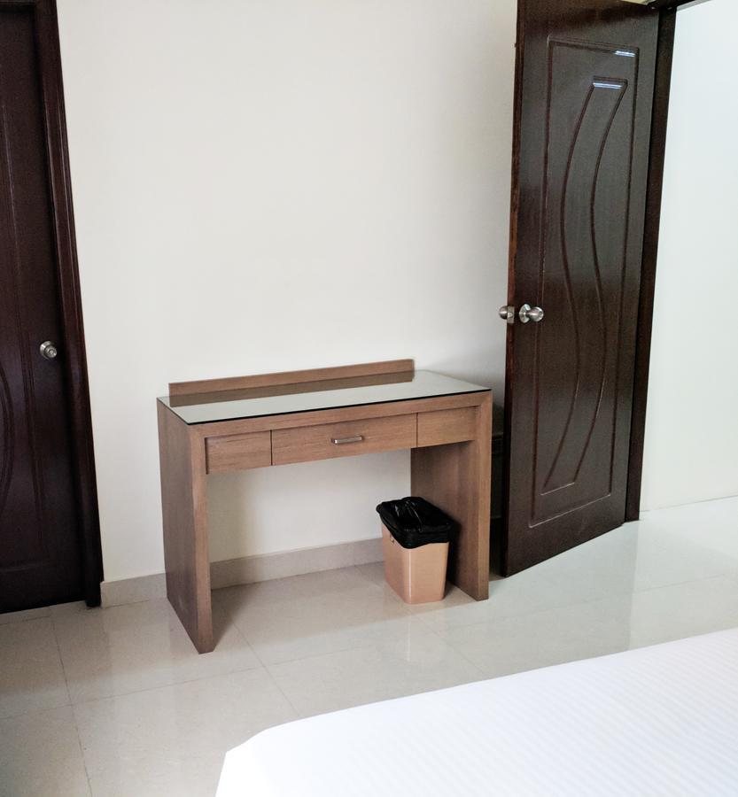 Aparthotel Clyford *