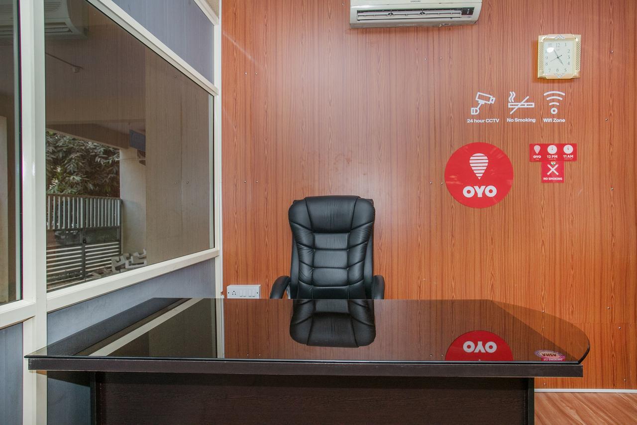 Hotel Oyo 9702 Hebbal Bangalore