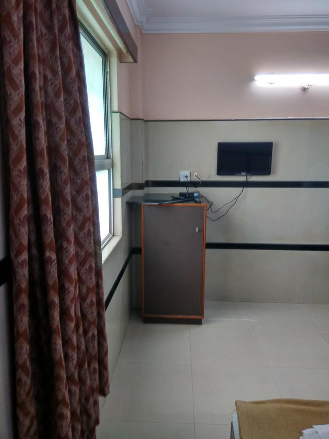 Royal Hotel