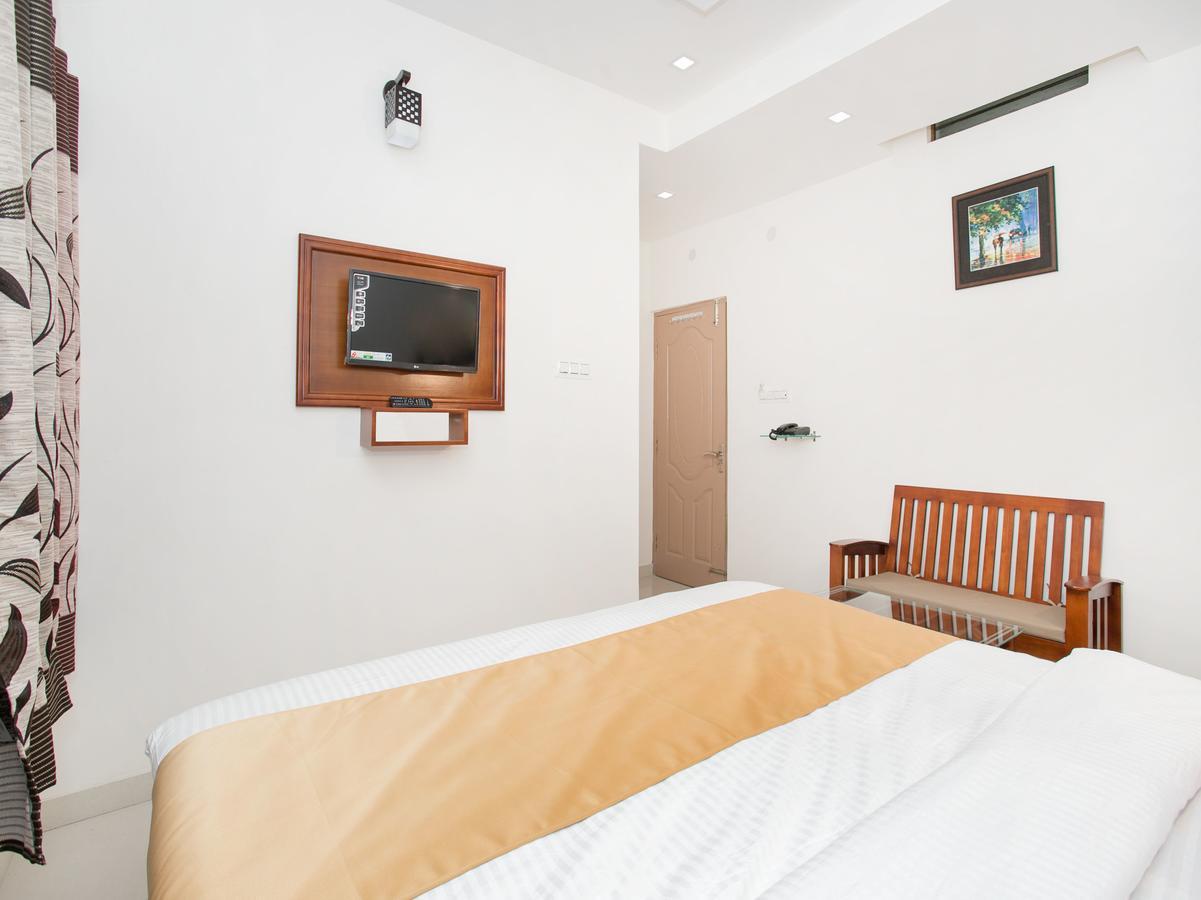 Oyo 11097 Grand Arabian Hotel 3*