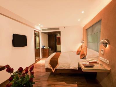 Hotel Trinity Isle Bangalore