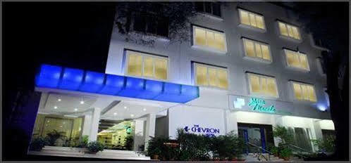 The Chevron 3*