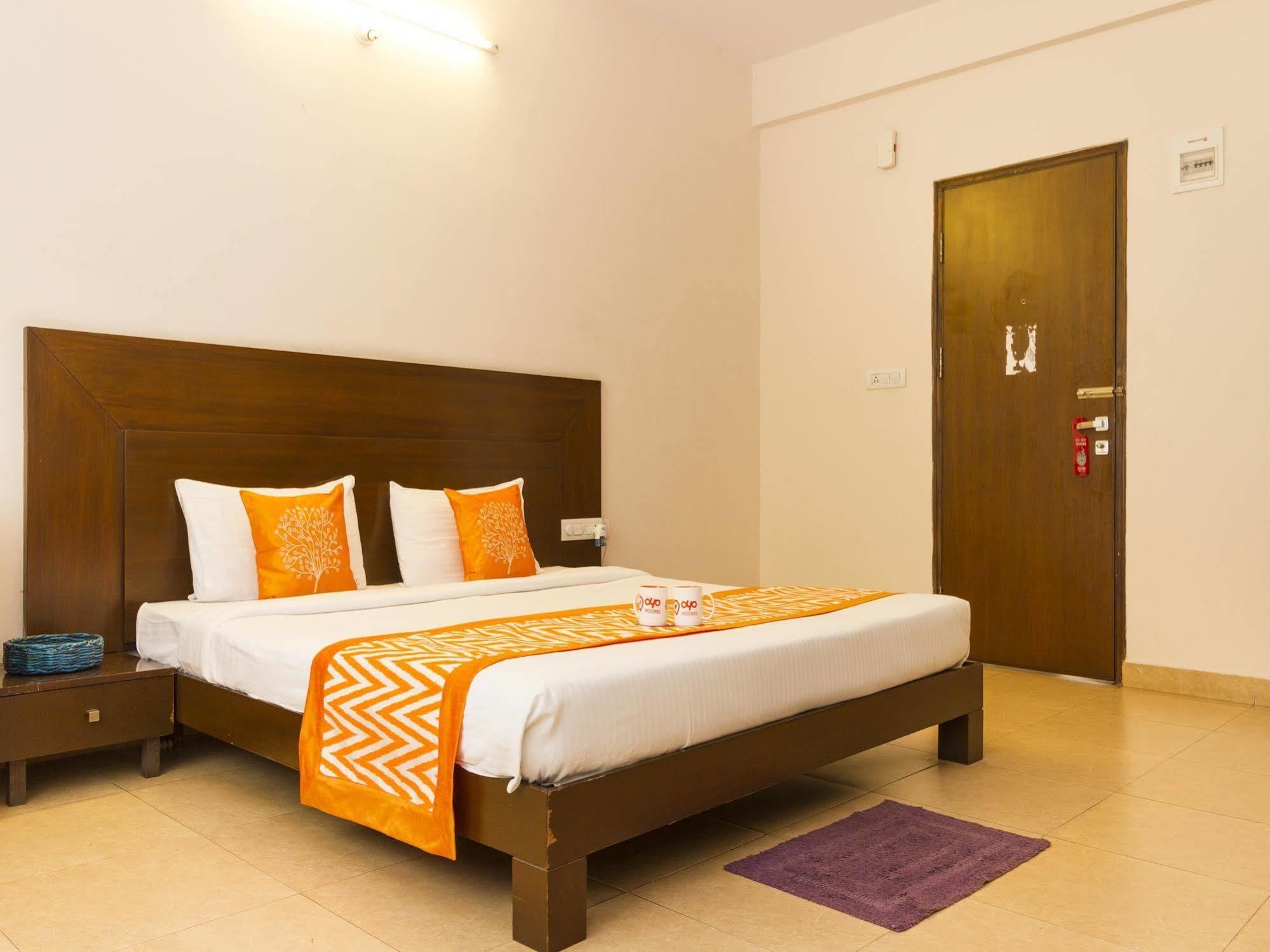 Oyo Rt Nagar Hotel Bangalore