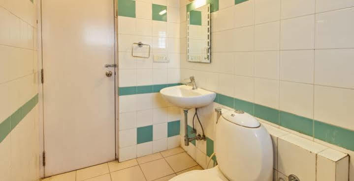 Aparthotel The Living 2*