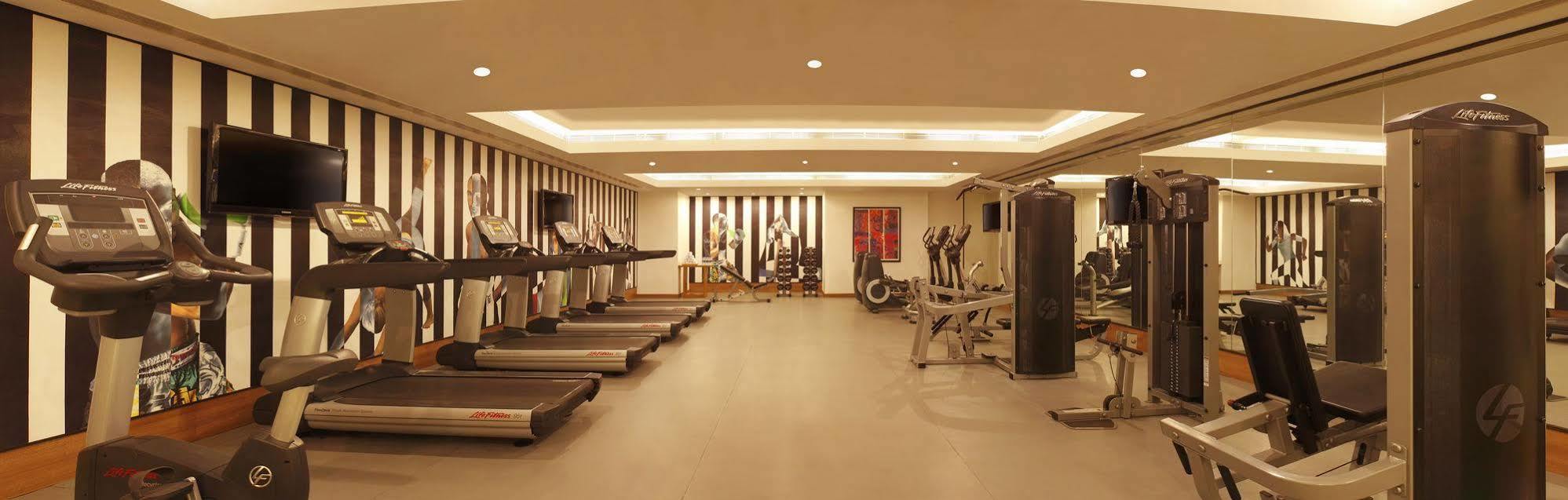Lemon Tree Premier, Ulsoor Lake, 5*