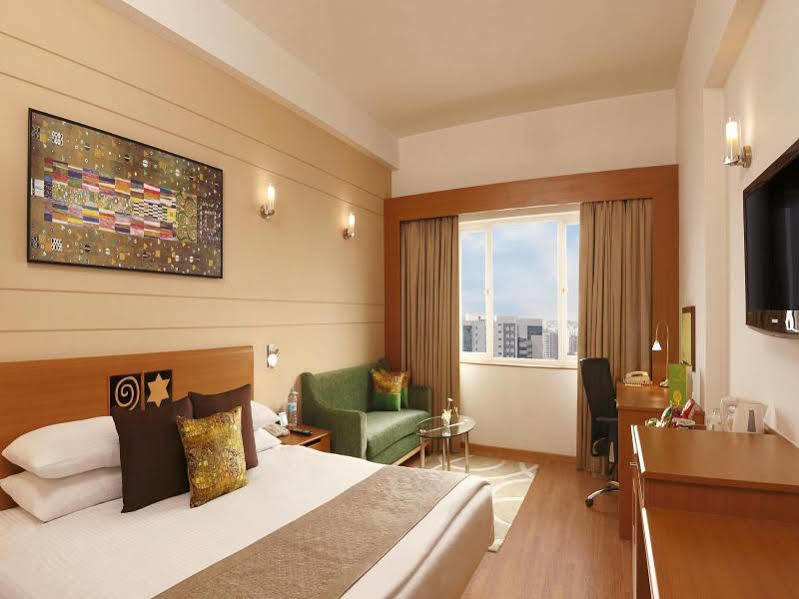 Lemon Tree Premier, Ulsoor Lake, 5* Bangalore