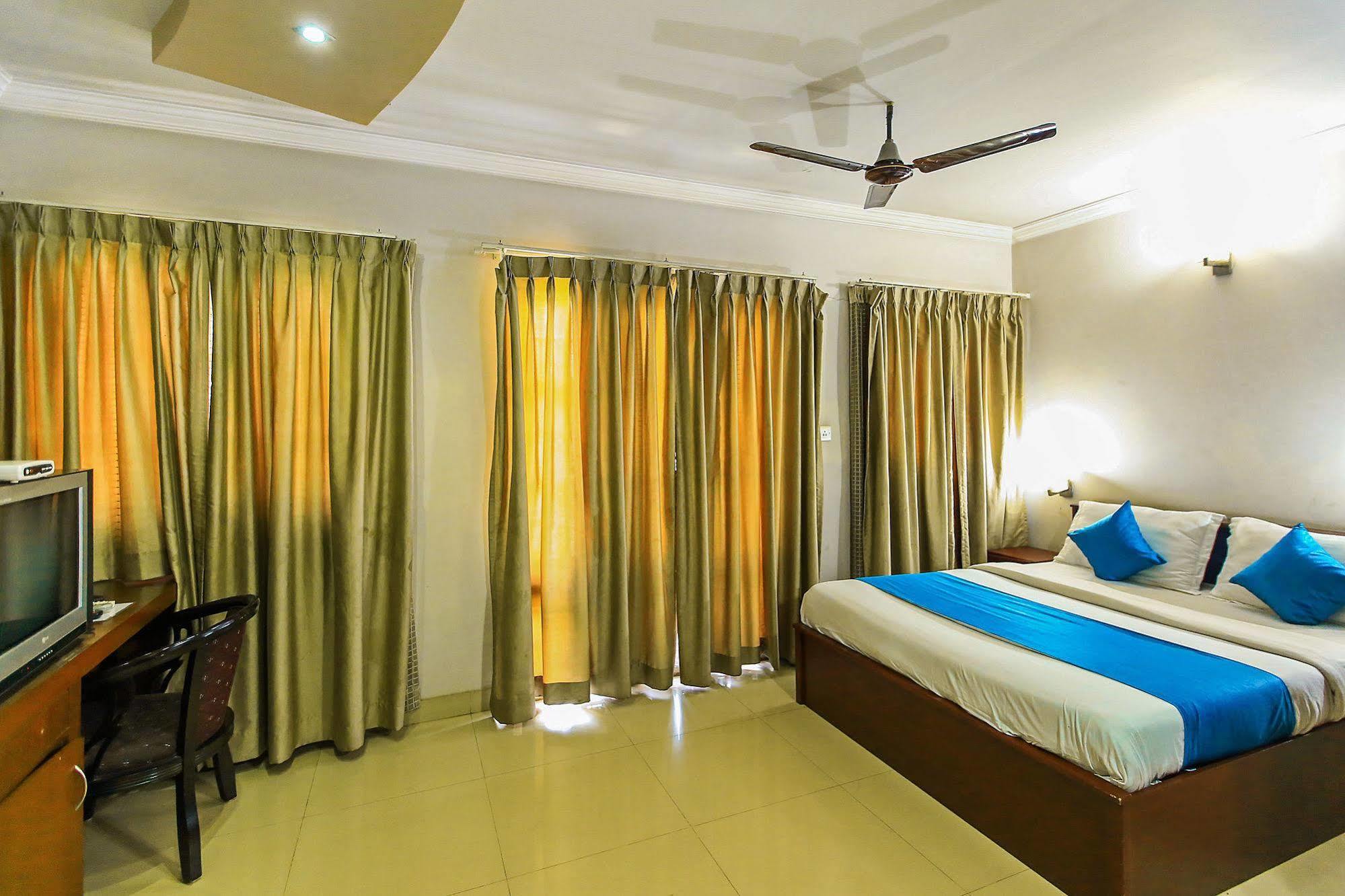 Hotel Zo Hsr Layout Agara Bangalore