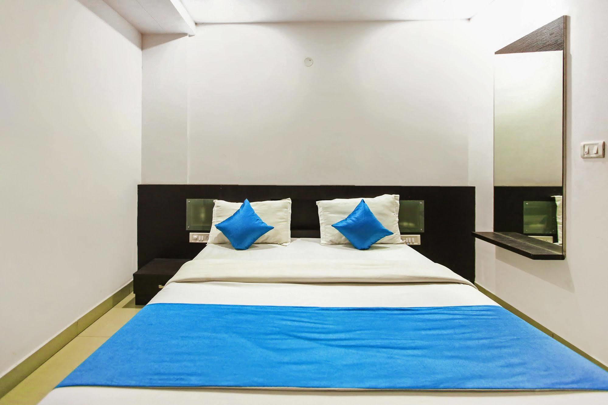 Hotel Zo Hsr Layout Agara Bangalore