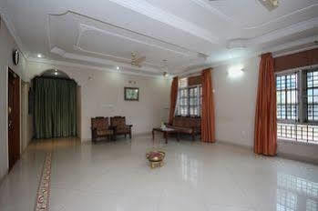 Oyo 2507 Anugraha Homes Hotel