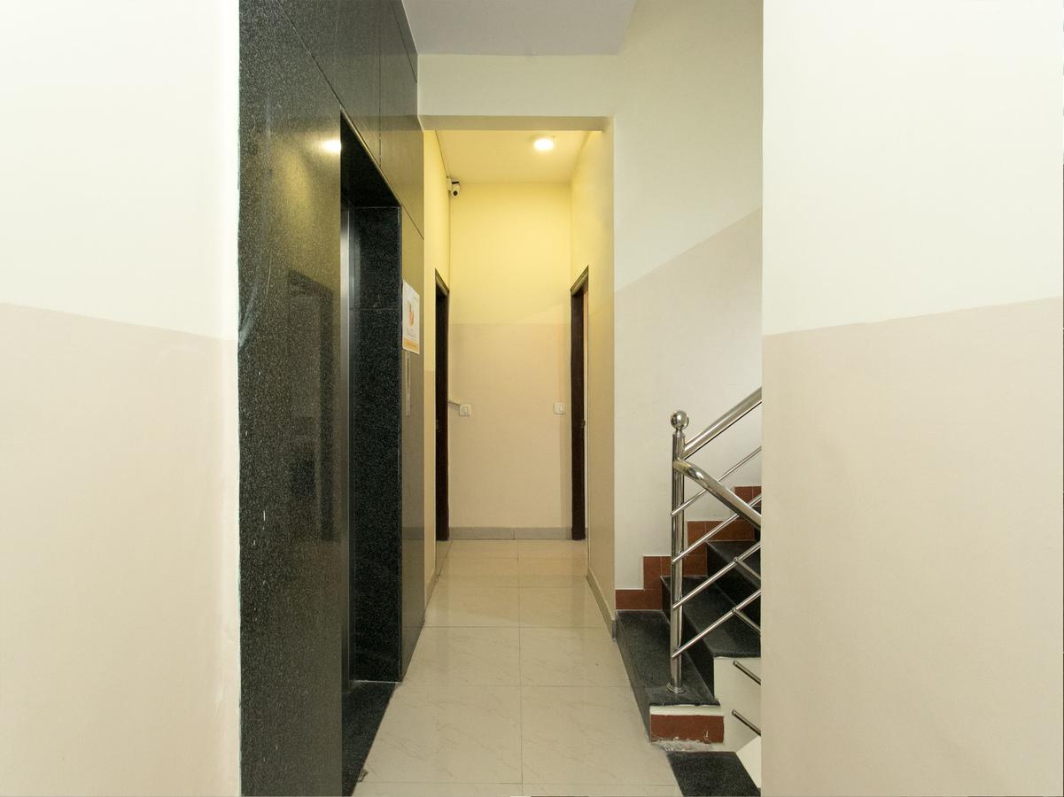 Oyo 10378 Hibiscus Mayflower Hotel 3*