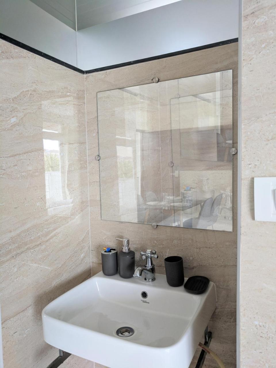 Clyford Aparthotel Bangalore