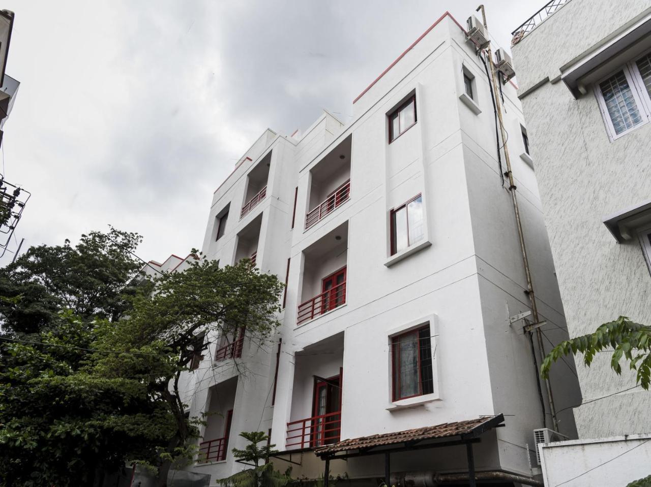 Hotel Oyo 4606 Maple 3*