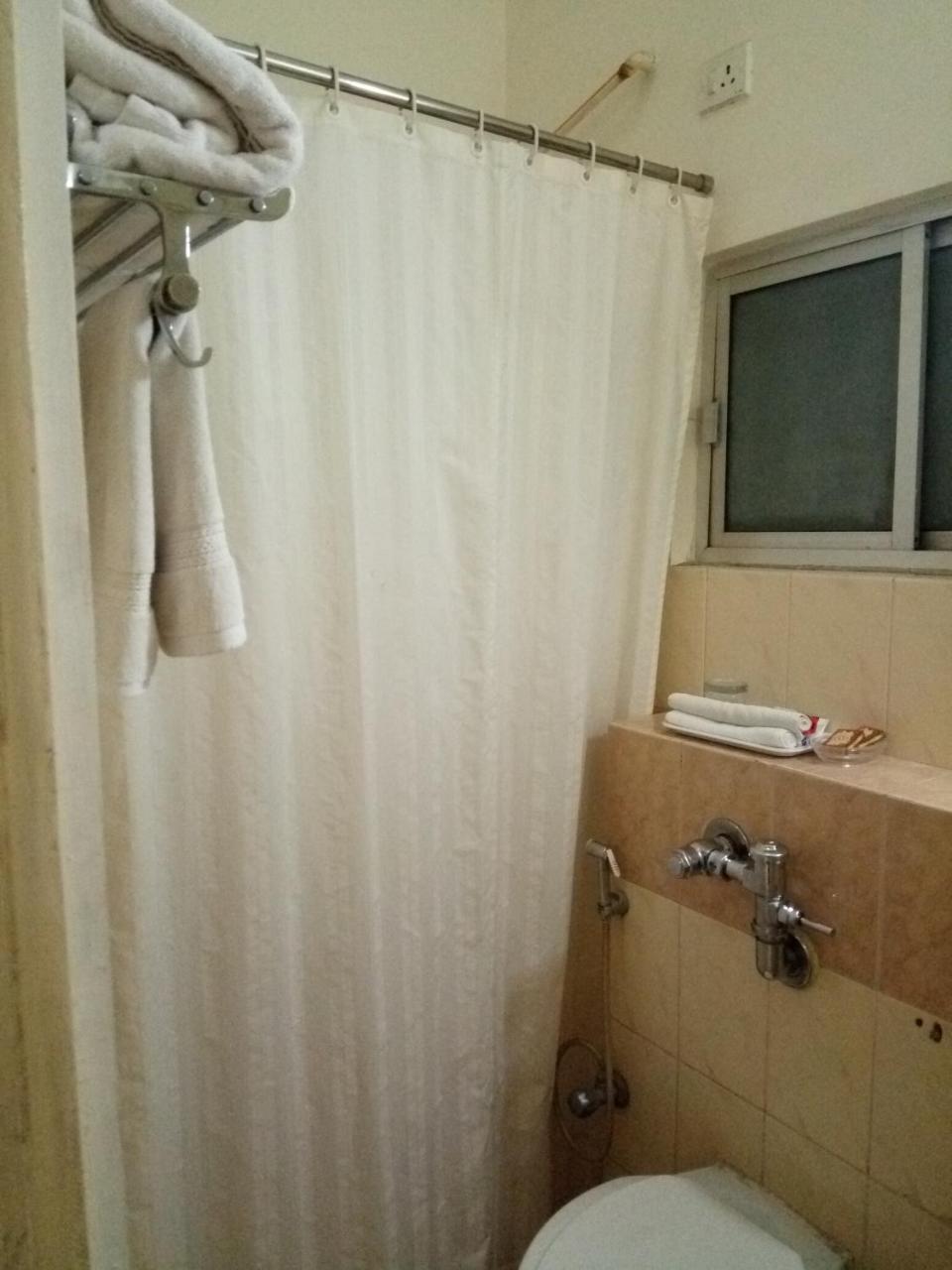 Hotel Ihm Edc Bangalore